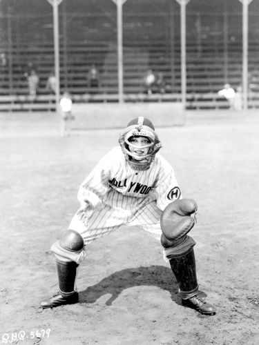Clara_Bow_Baseball