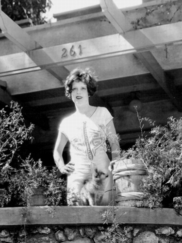 Clara_Bow_Dog