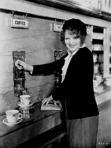 Clara_Bow_Drink-2