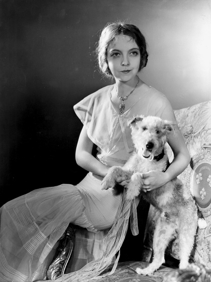 Lillian_Gish_Dog