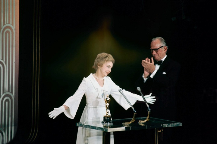 Lillian_Gish_Oscar-3