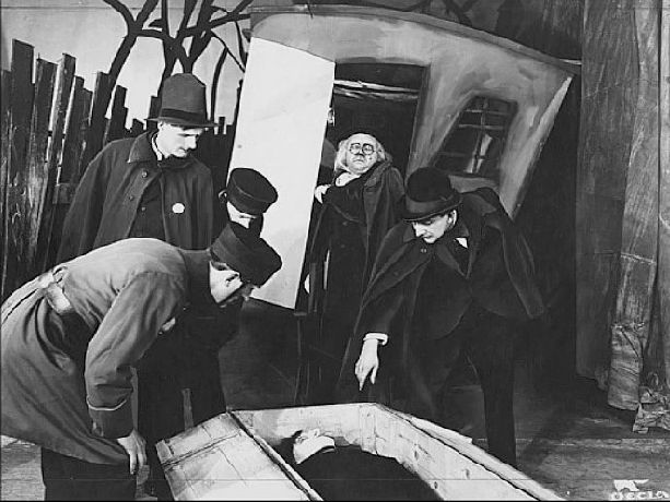 Caligari-27