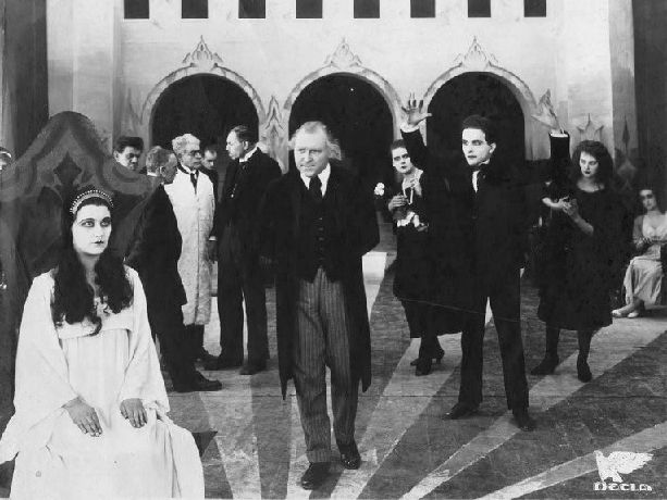 Caligari-34