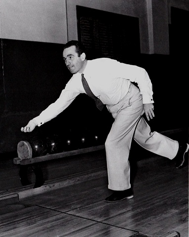Llloyd_Bowling