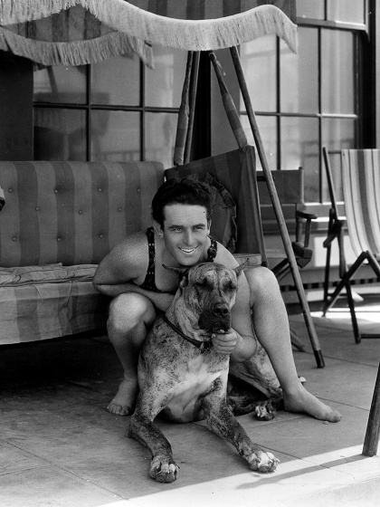 Lloyd_Dog-6