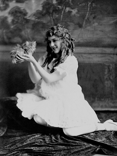 Mary_Pickford_Cat-3