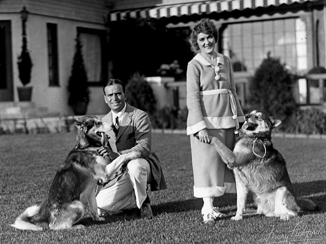 Mary_Pickford_Dod-10