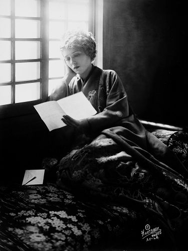 Mary_Pickford_Kimono