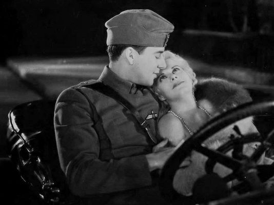 ジーン・ハーロー ー 26歳で天に召された1930年代のセックス・シンボル